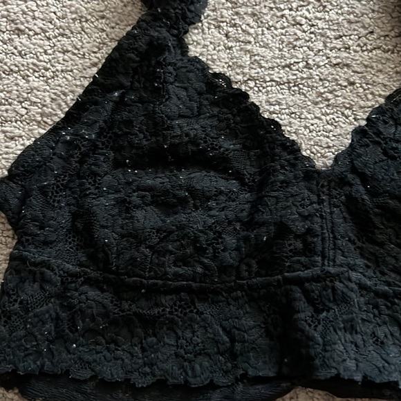 Aerie Bralette - Picture 2 of 7